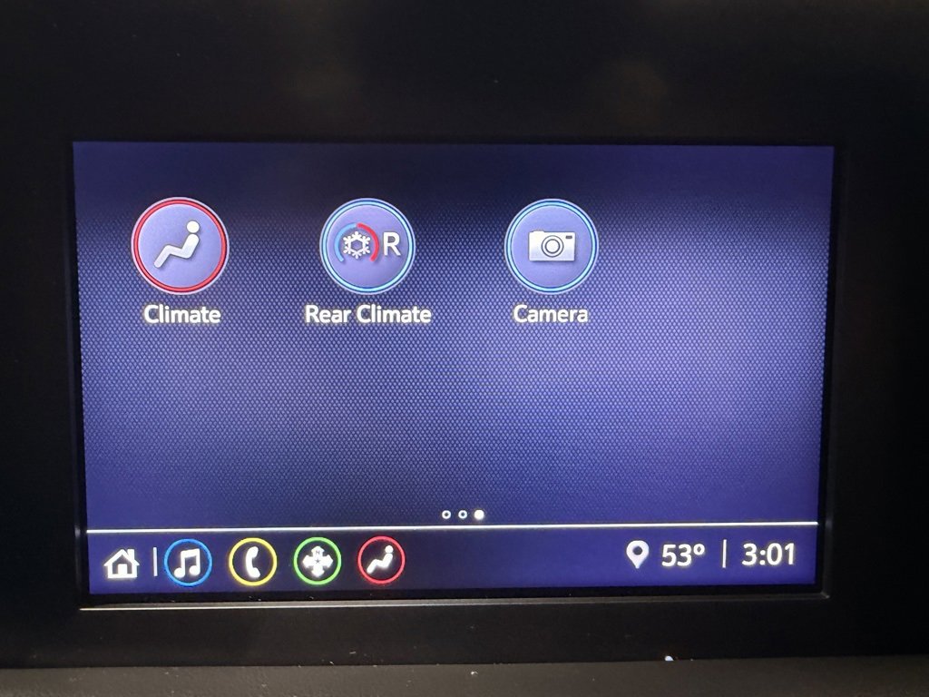 Used 2023 Chevrolet Suburban LS image 46