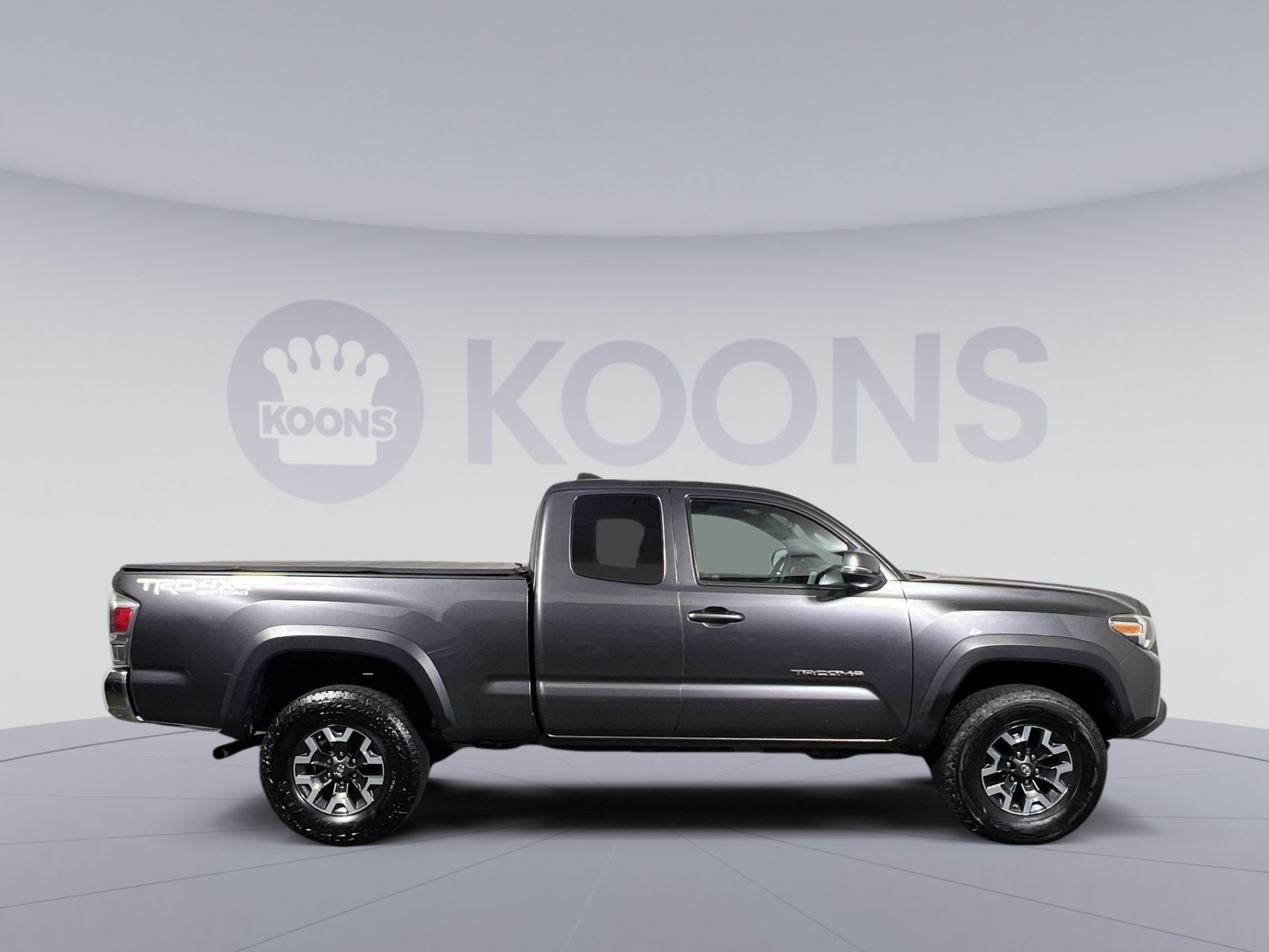 Used 2020 Toyota Tacoma TRD Off-Road AWD/4WD image 12