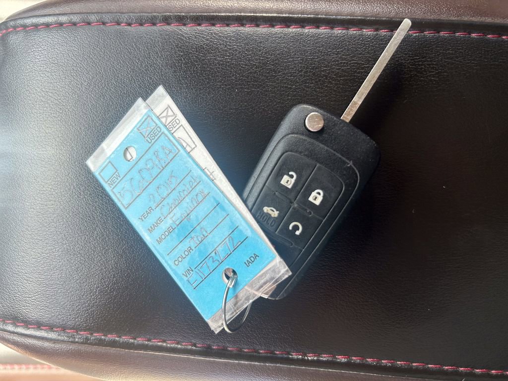 Used 2015 Chevrolet Equinox LTZ image 35