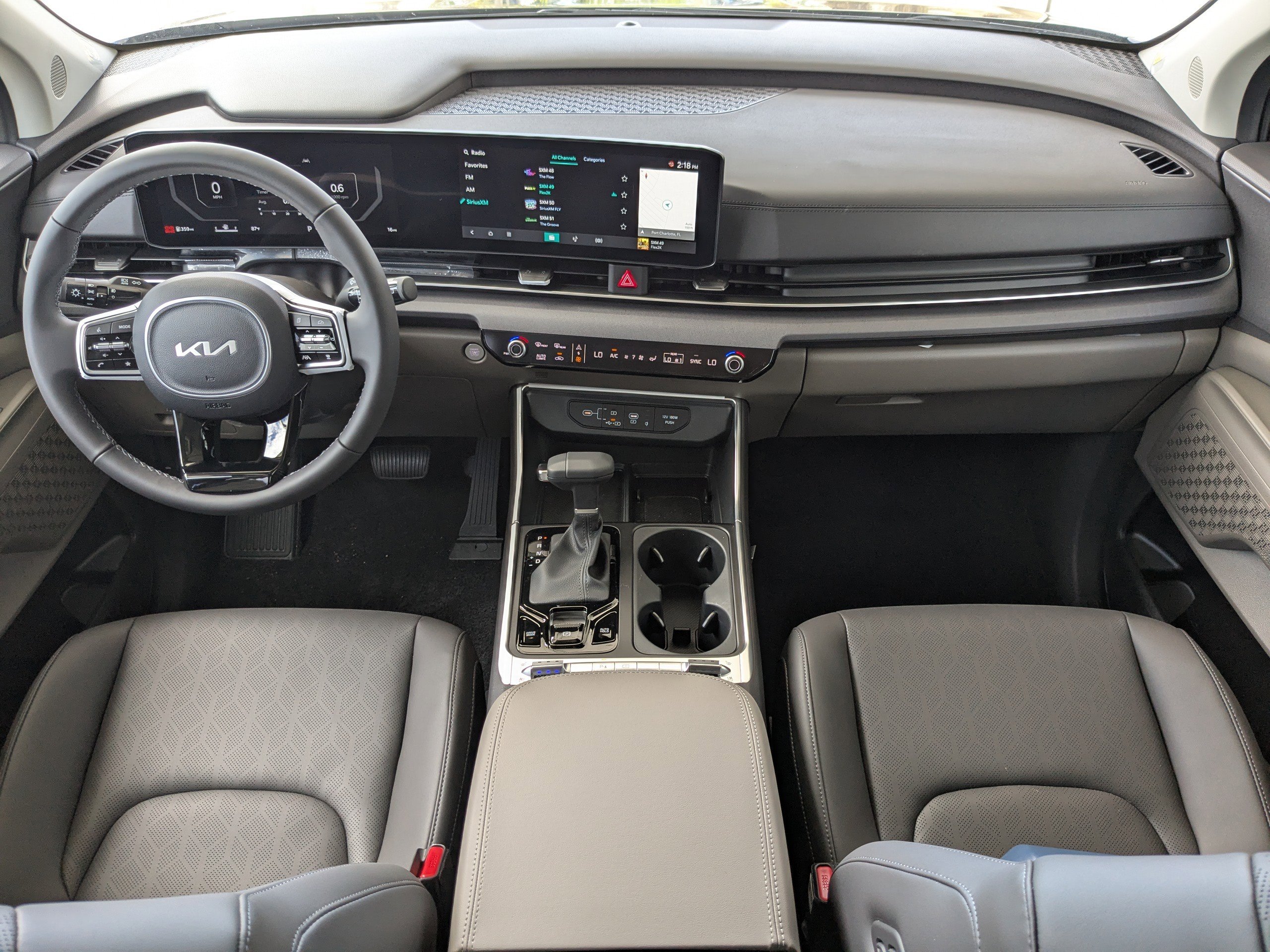 New 2026 Kia Carnival SX image 18