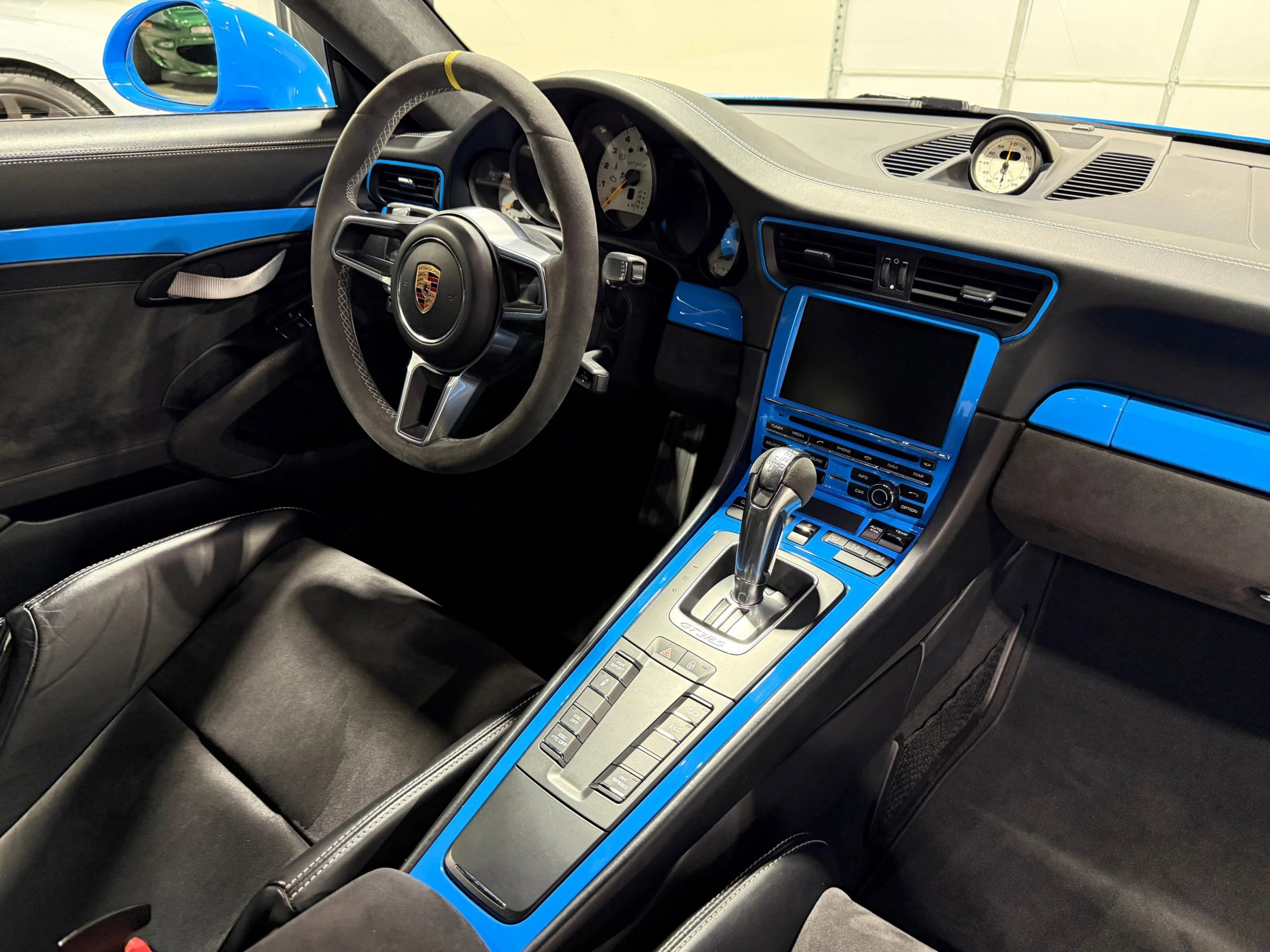 Used 2016 Porsche 911 GT3 RS RWD image 38