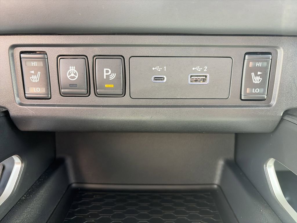 Used 2024 Nissan Frontier SL w/ Technology Package RWD image 27