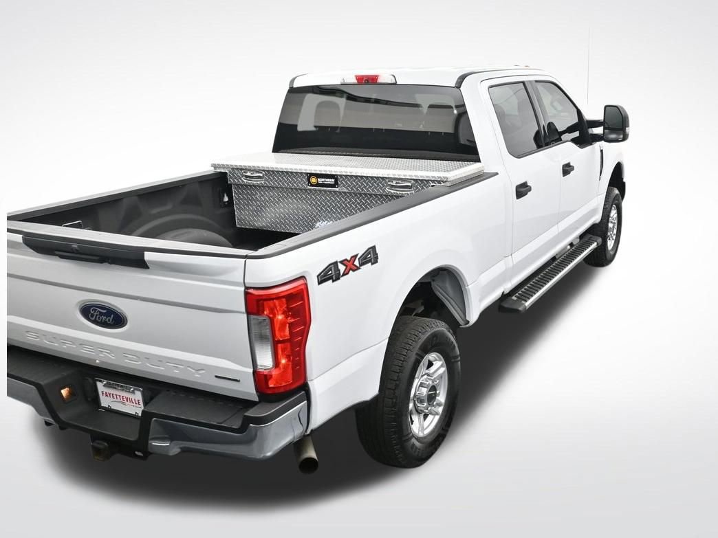 Used 2017 Ford F250 XLT image 24