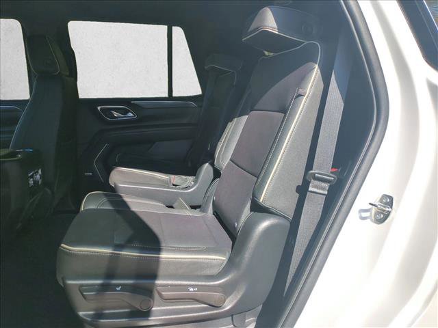 Used 2023 GMC Yukon SLT w/ SLT Luxury Package AWD/4WD image 20