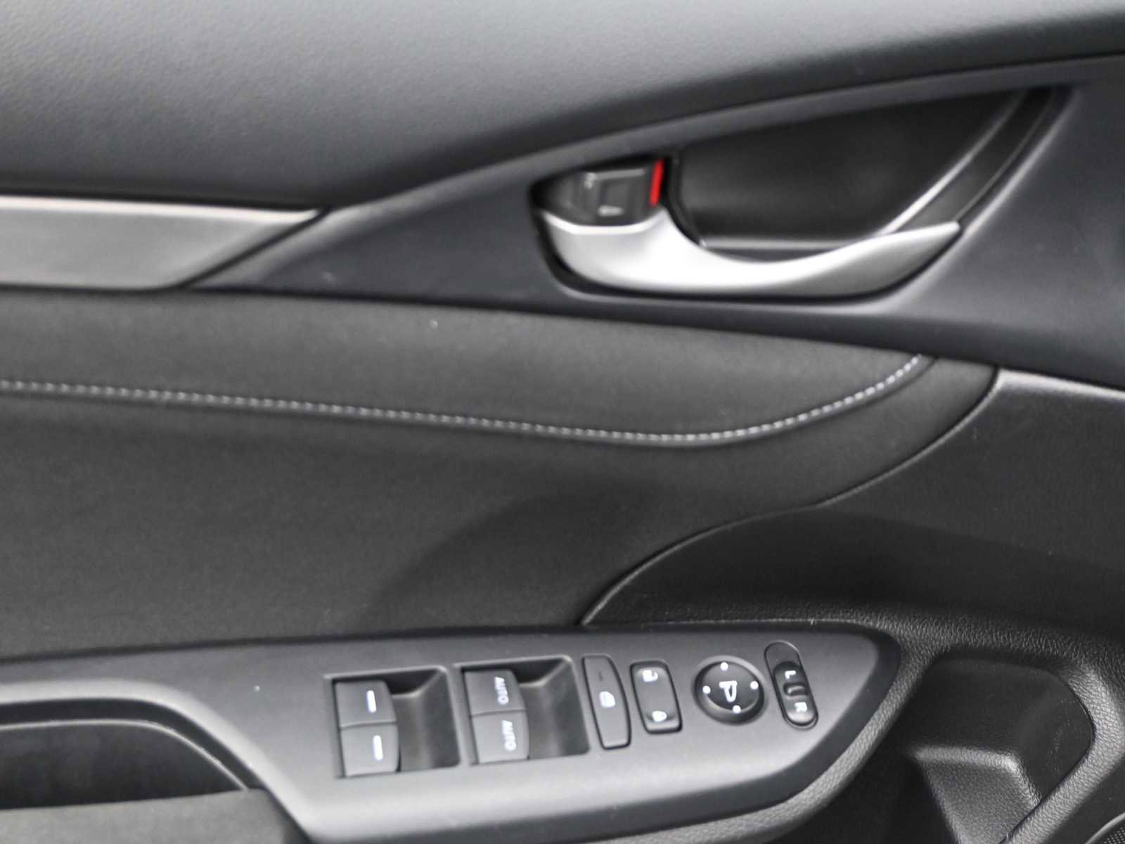 Used 2021 Honda Civic EX image 7