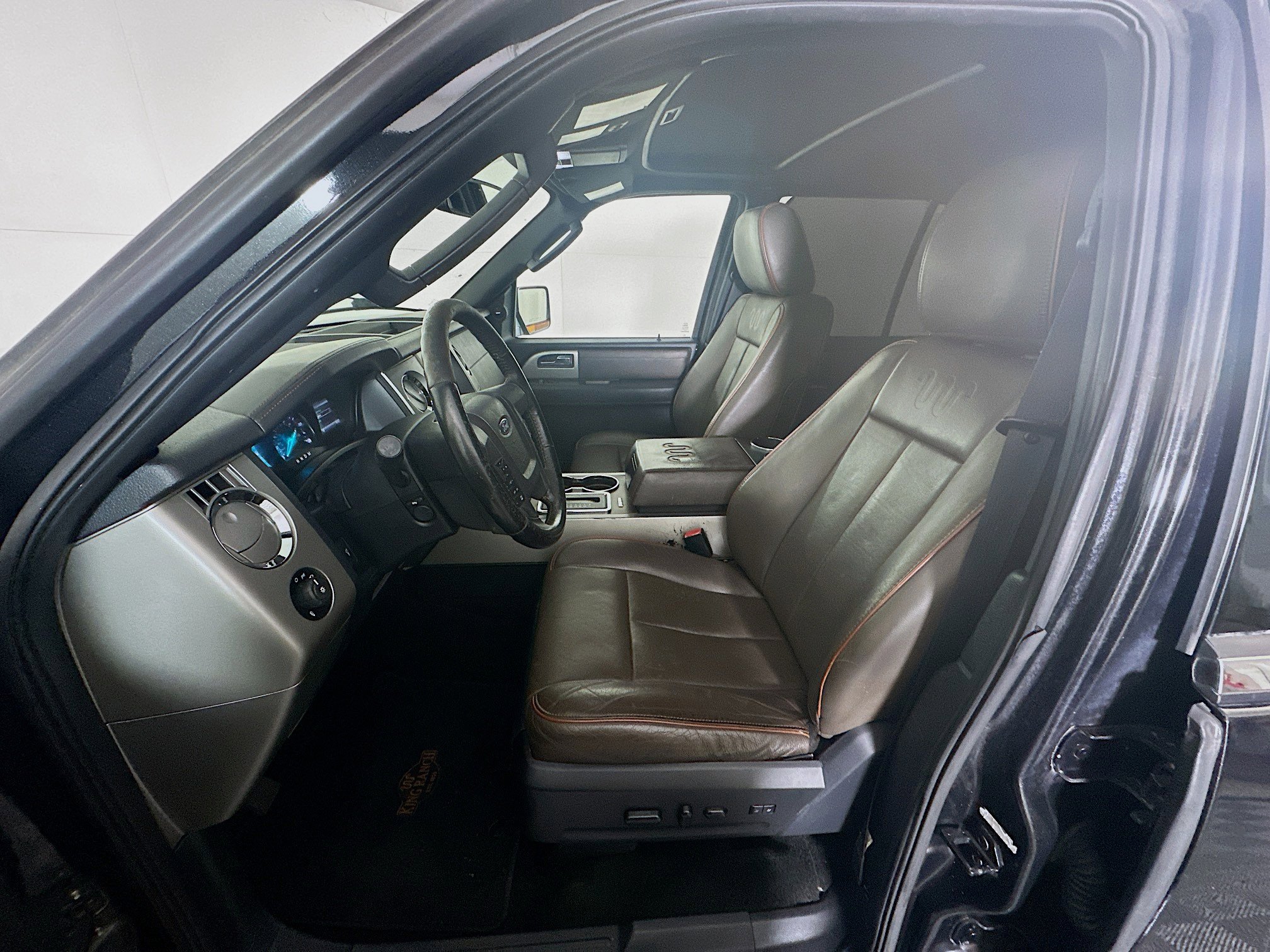 Used 2015 Ford Expedition King Ranch image 13