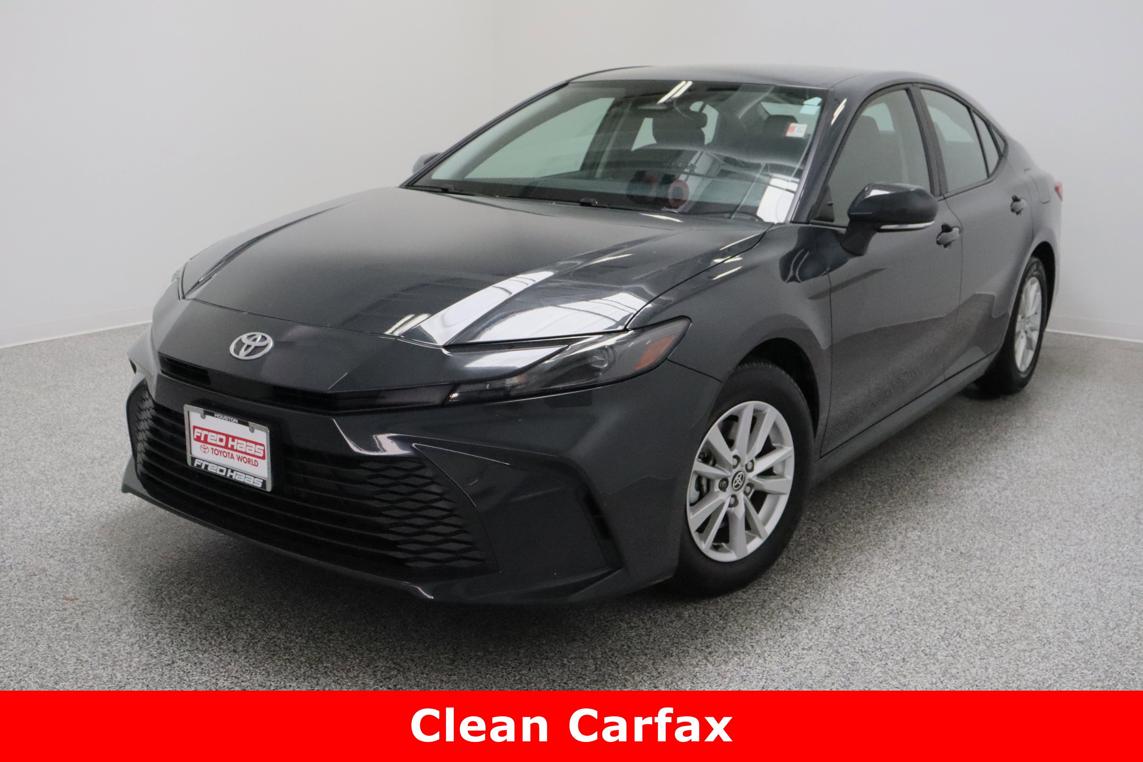 Used 2025 Toyota Camry LE FWD image 2