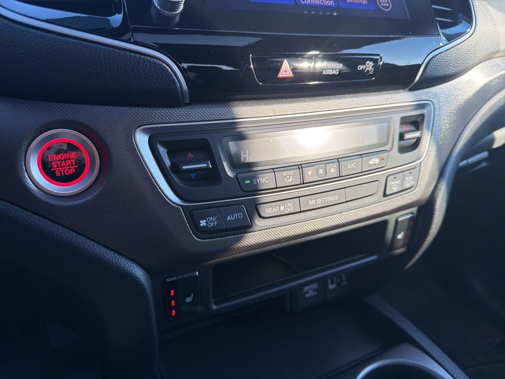 Certified 2023 Honda Ridgeline RTL image 32