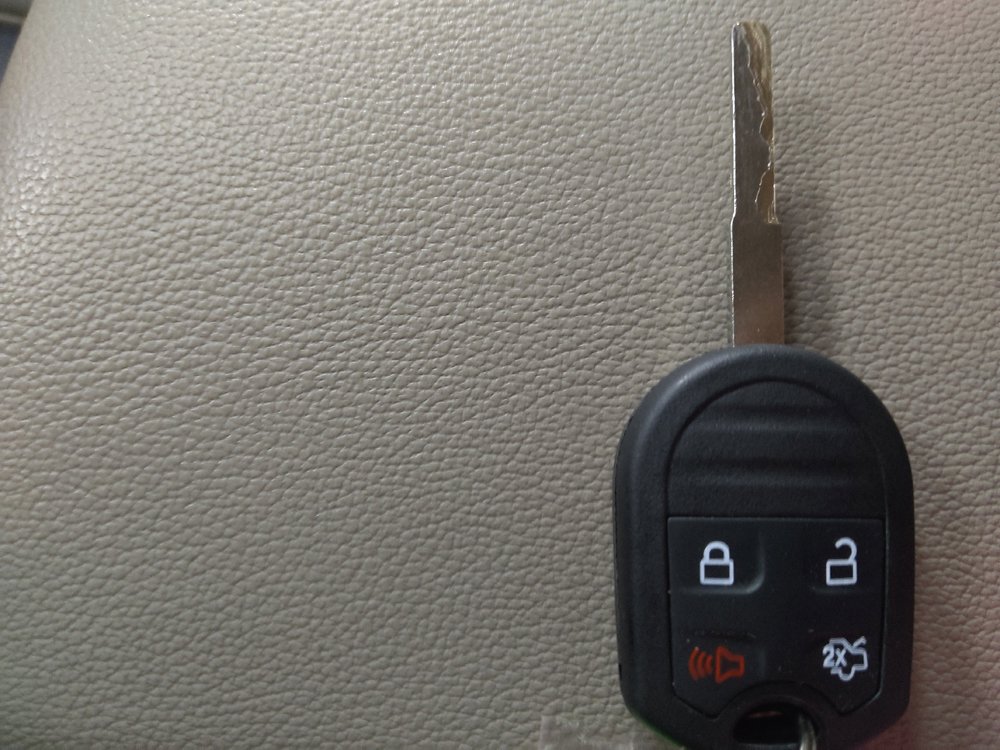 Used 2018 Ford Escape SEL image 32