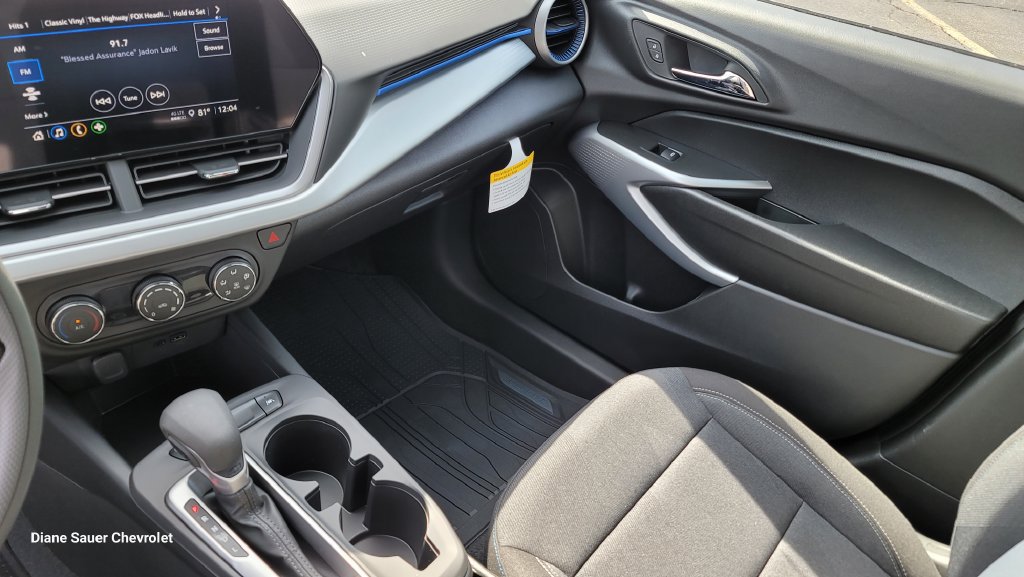 New 2026 Chevrolet Trax LS FWD image 23