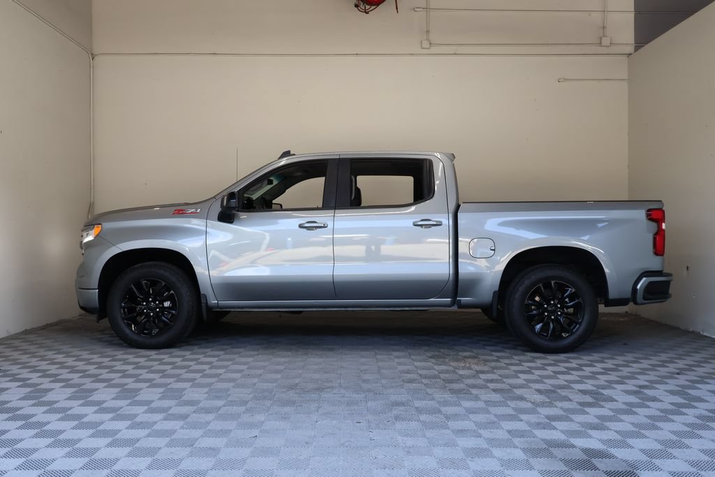 Used 2023 Chevrolet Silverado 1500 RST w/ RST All Star Premium Package AWD/4WD image 7