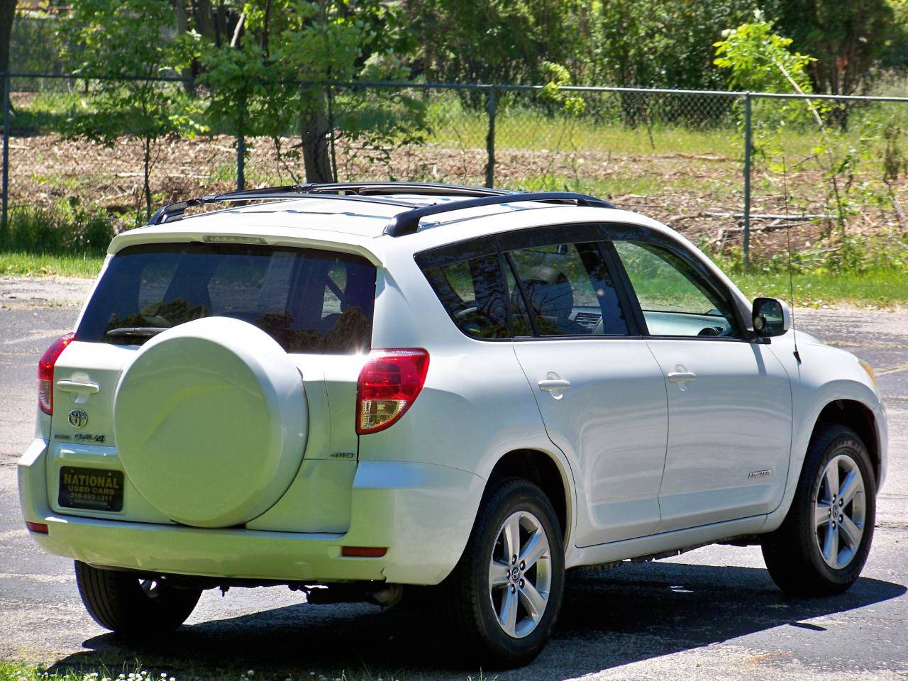 Used 2008 Toyota RAV4 Limited AWD/4WD image 5