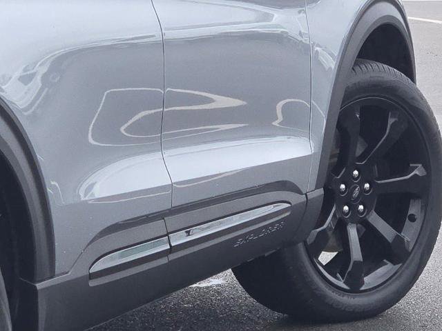 Certified 2024 Ford Explorer ST w/ Equipment Group 401A image 14