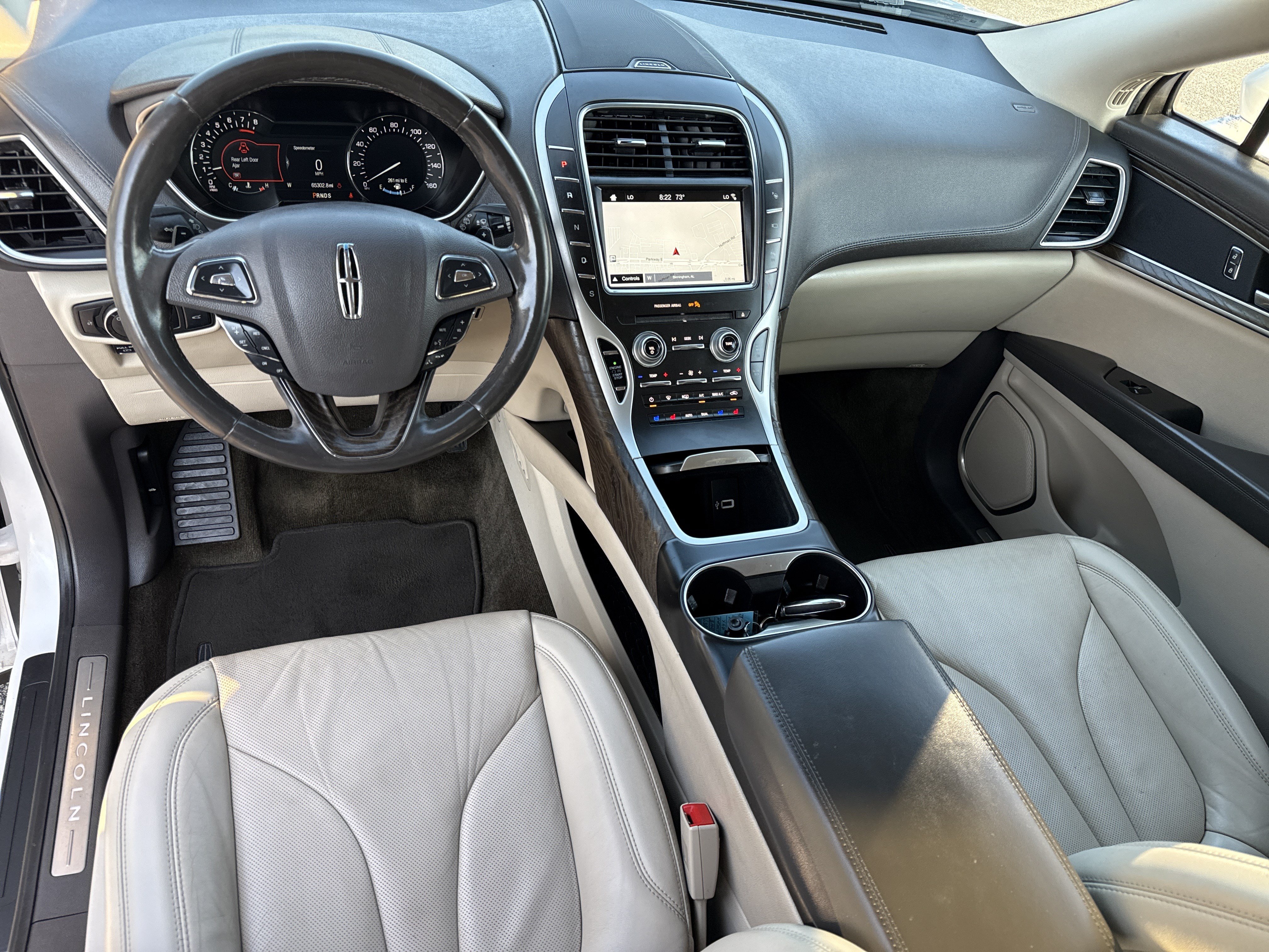 Used 2018 Lincoln MKX Reserve FWD image 18