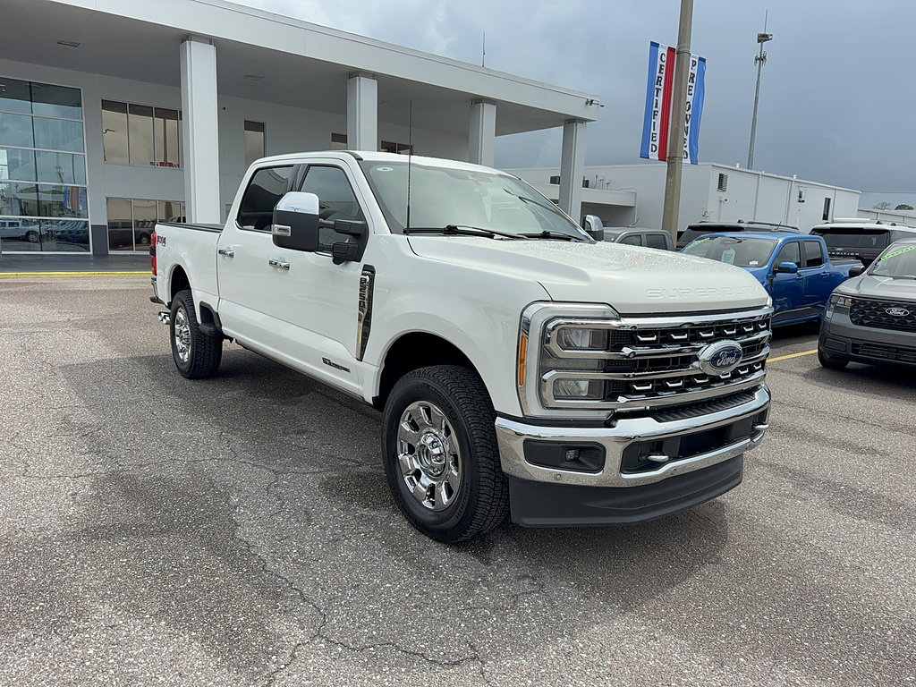 Certified 2023 Ford F250 Lariat w/ Lariat Ultimate Package AWD/4WD image 4