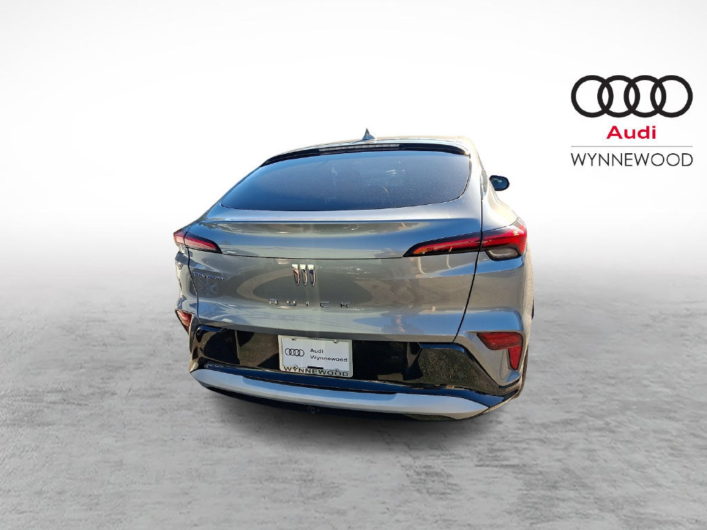 Used 2025 Buick Envista Sport Touring FWD image 5