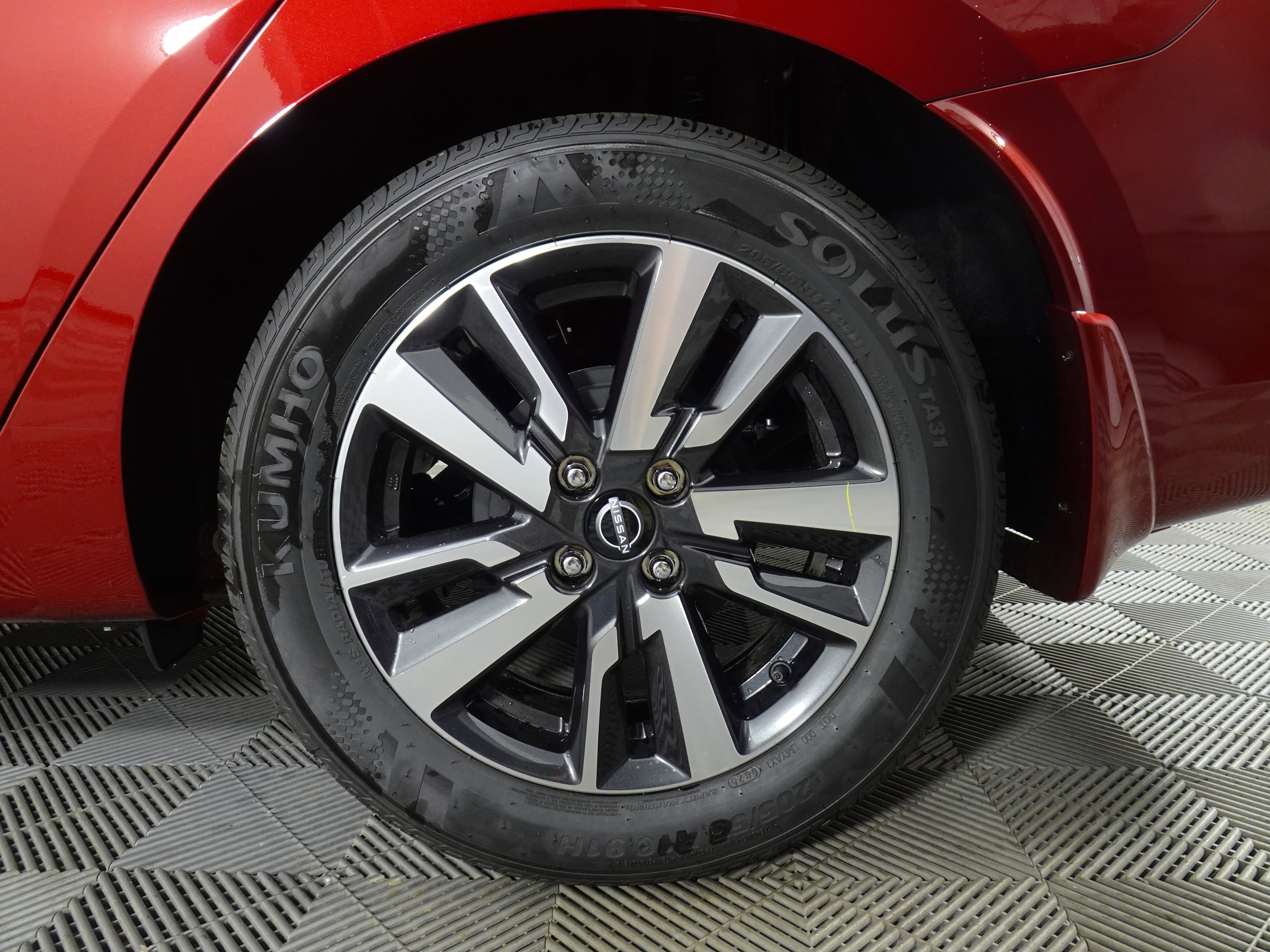 New 2025 Nissan Versa SV w/ Trunk Package image 13