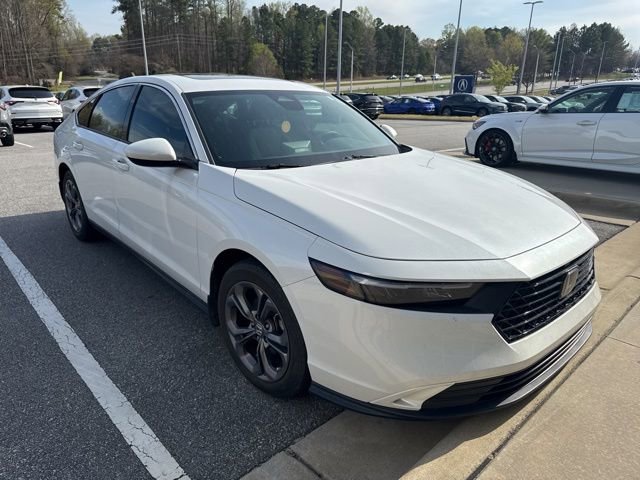 Used 2023 Honda Accord EX image 5