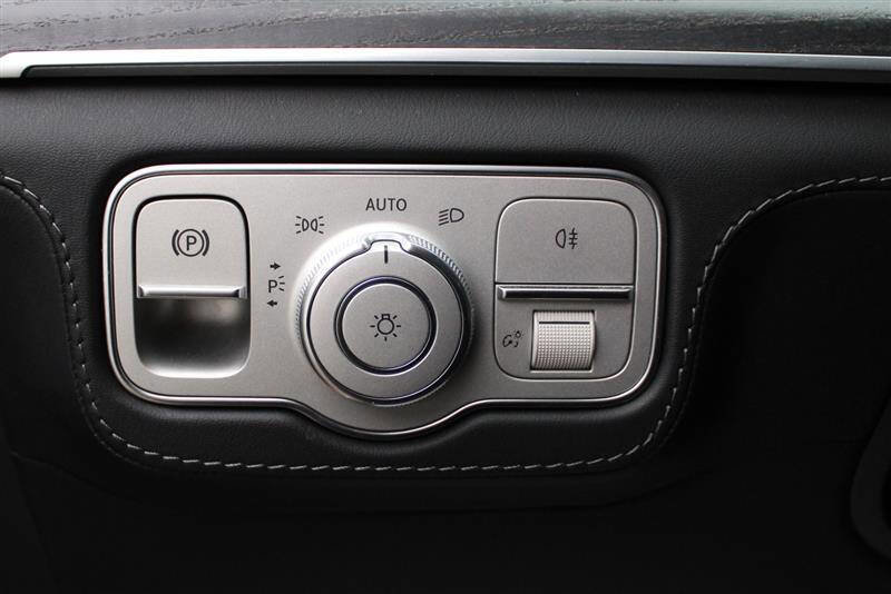 Used 2023 Mercedes-Benz GLE 53 AMG 4MATIC Coupe w/ Parking Assistance Package image 19