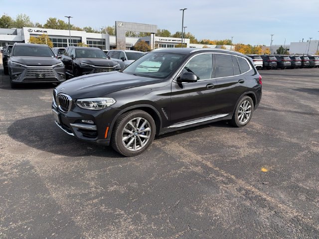 Used 2018 BMW X3 xDrive30i w/ Executive Package AWD/4WD image 4