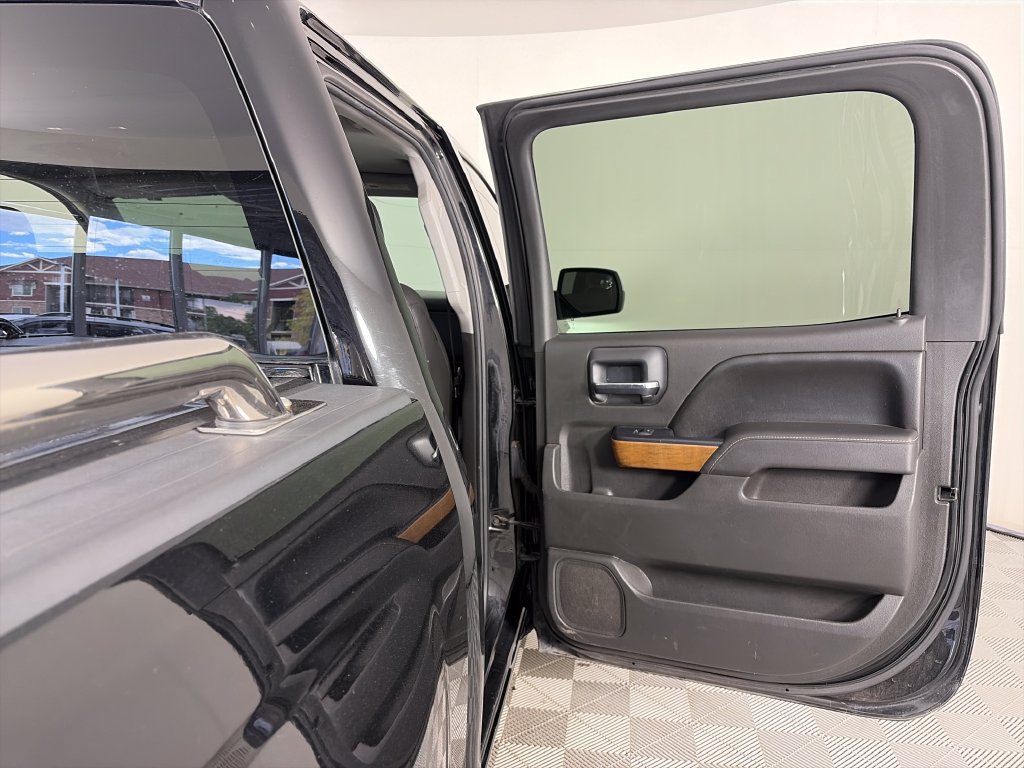 Used 2016 Chevrolet Silverado 1500 LTZ w/ Sport Package AWD/4WD image 29