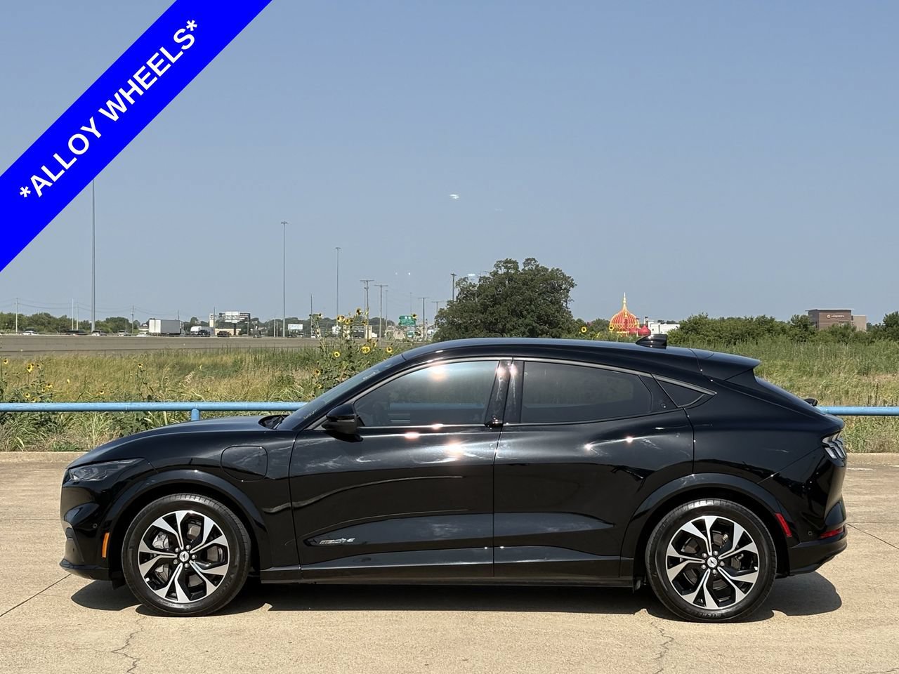 Used 2023 Ford Mustang Mach-E Premium RWD image 3