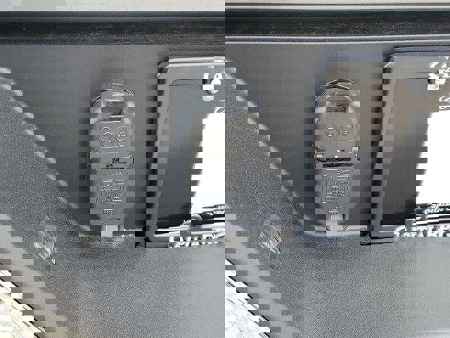 New 2026 GMC Sierra 1500 SLE w/ X31 Off-Road Package image 7