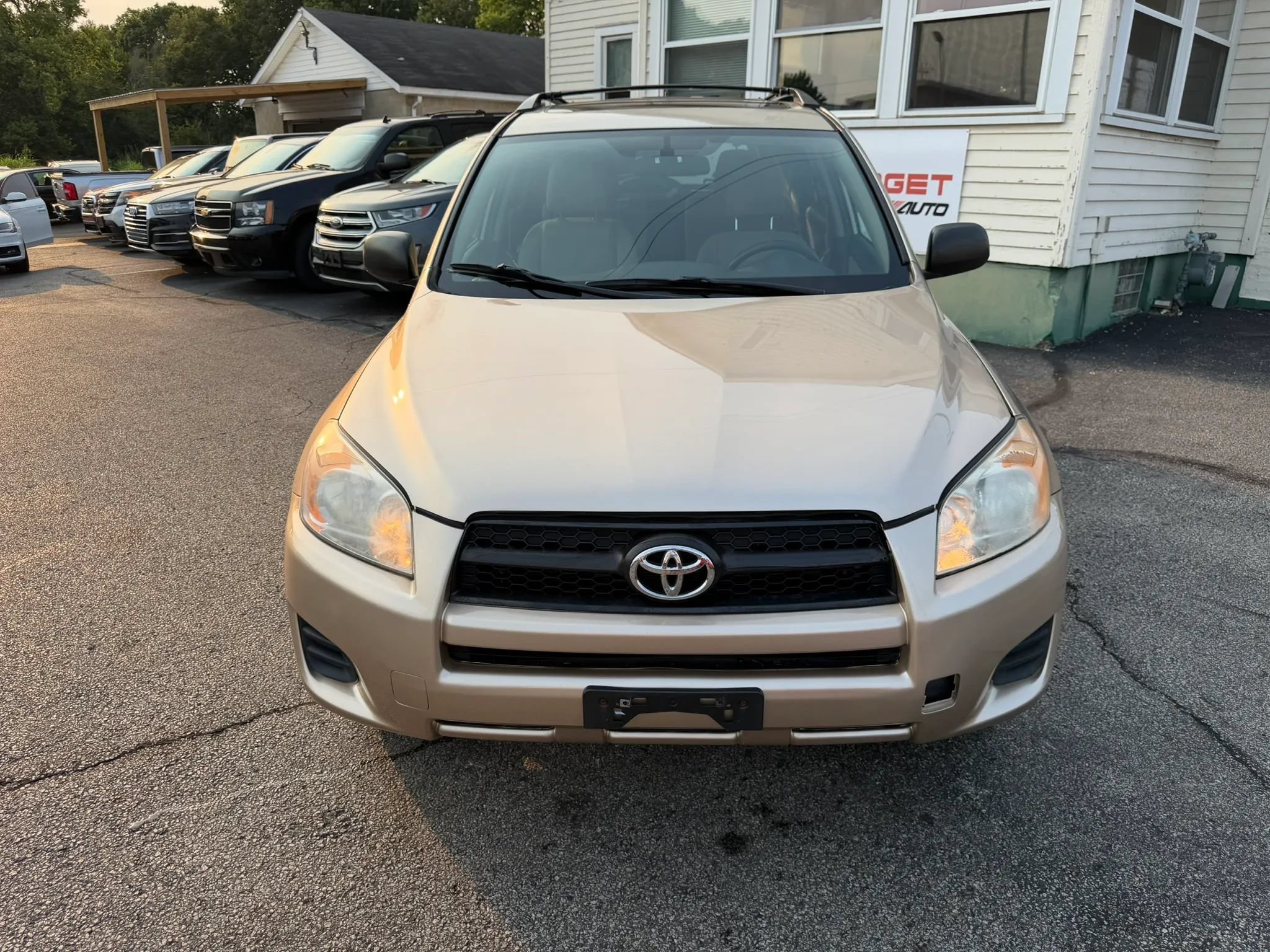Used 2012 Toyota RAV4 4WD w/ Upgrade Value Pkg image 4