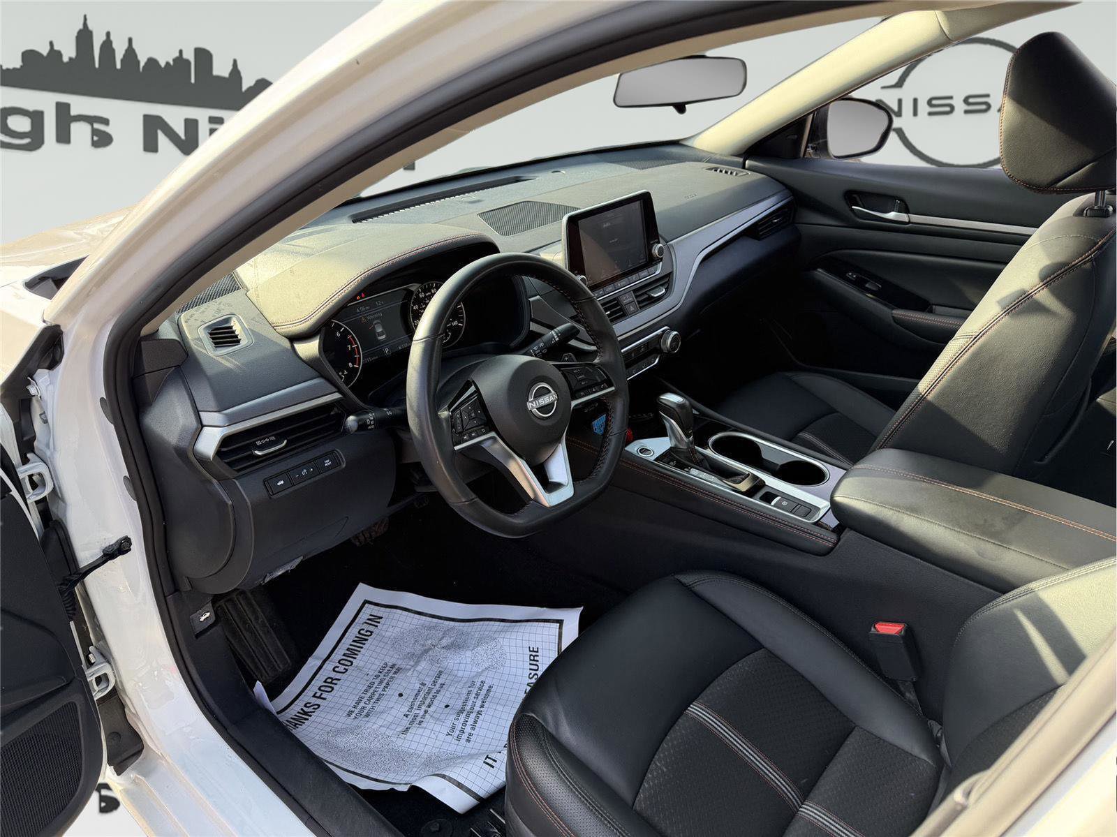 Used 2024 Nissan Altima 2.5 SR image 10