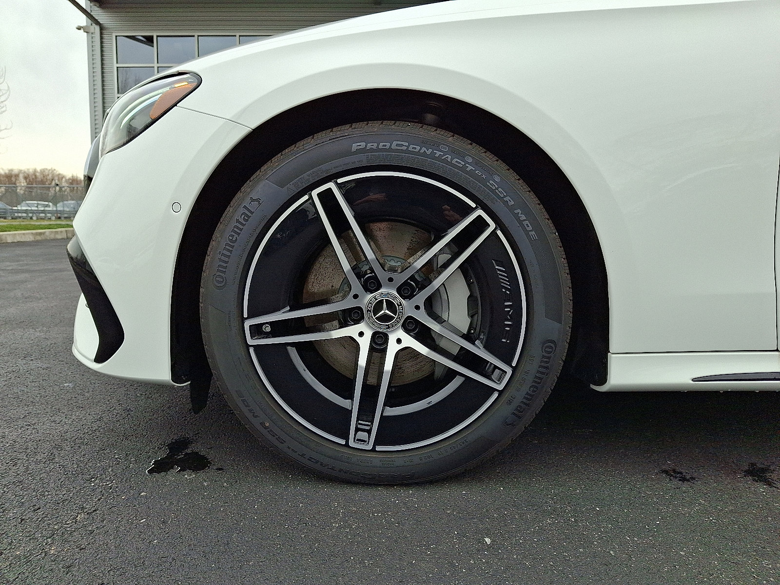 Used 2026 Mercedes-Benz E 350 4MATIC Sedan image 8