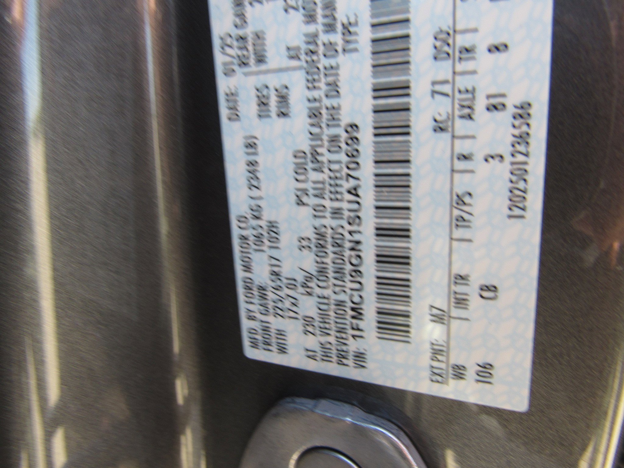 Used 2025 Ford Escape Active AWD/4WD image 27