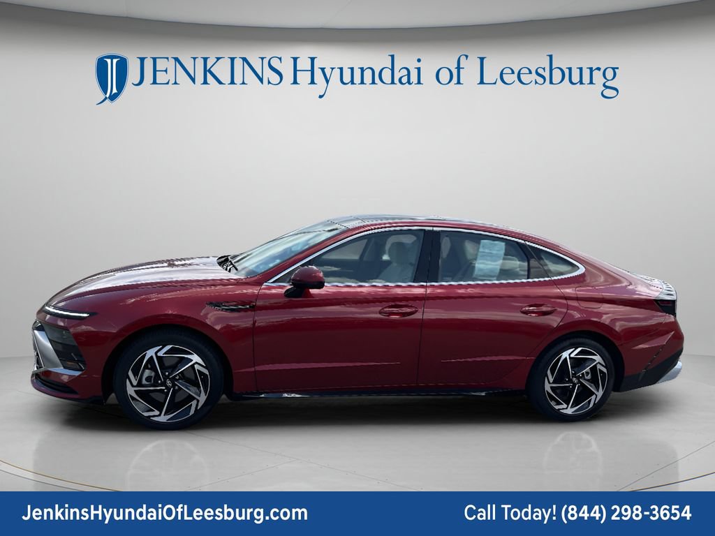 Certified 2024 Hyundai Sonata SEL w/ Convenience Package FWD image 9