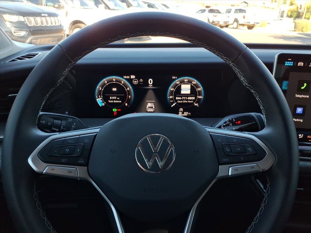 Certified 2025 Volkswagen Tiguan S image 24