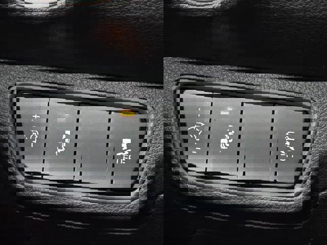 Used 2023 Kia Forte LXS w/ LXS Technology Package image 19