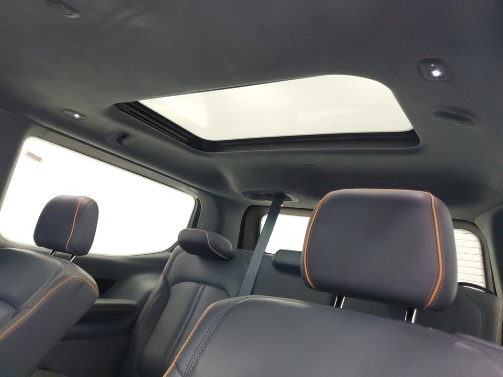 Used 2023 Jeep Grand Wagoneer Series II AWD/4WD image 28