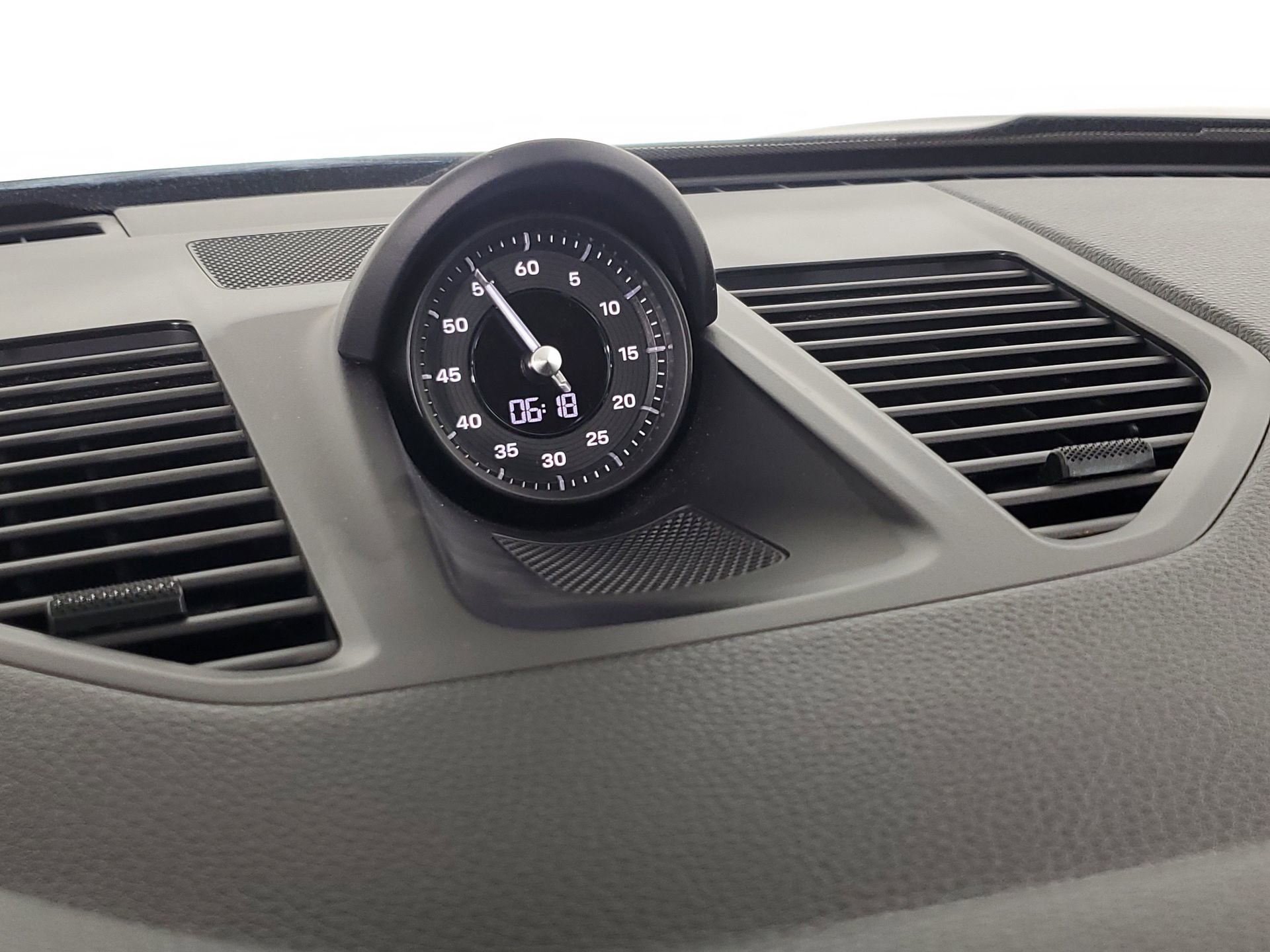 Used 2022 Porsche 911 Targa 4S image 39