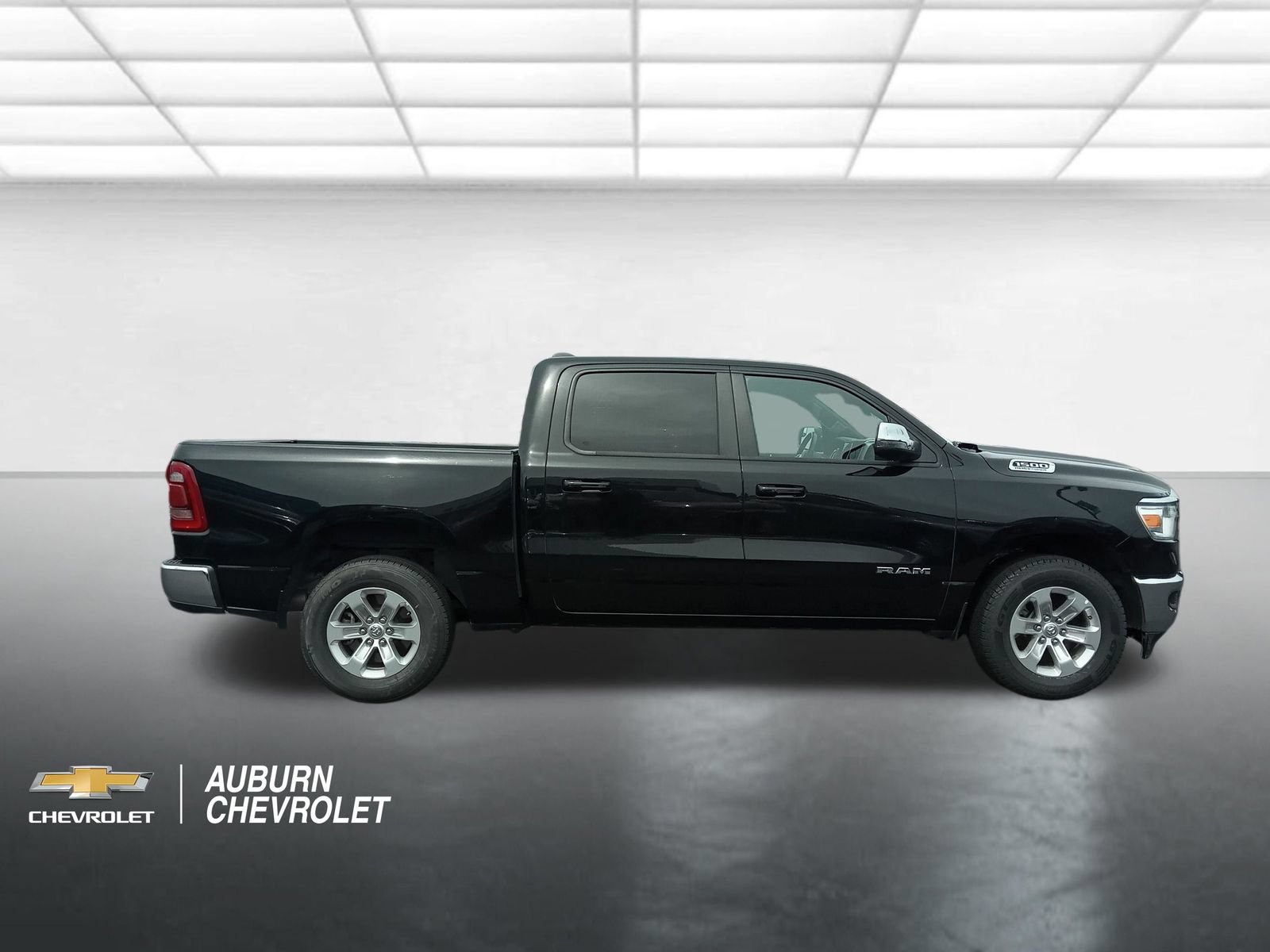 Used 2024 RAM 1500 Laramie AWD/4WD video 2
