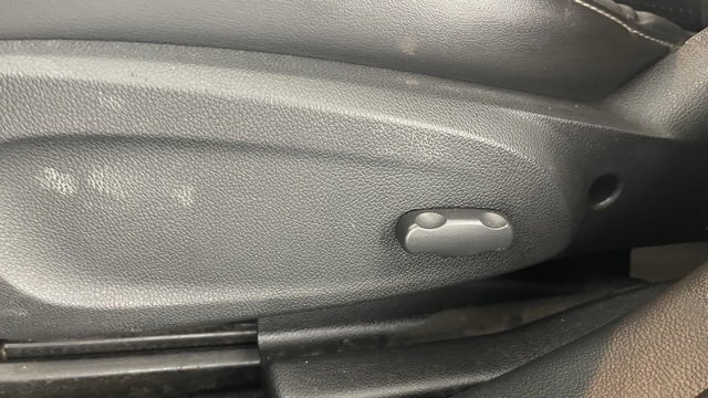 Used 2020 Chevrolet Sonic Premier image 35