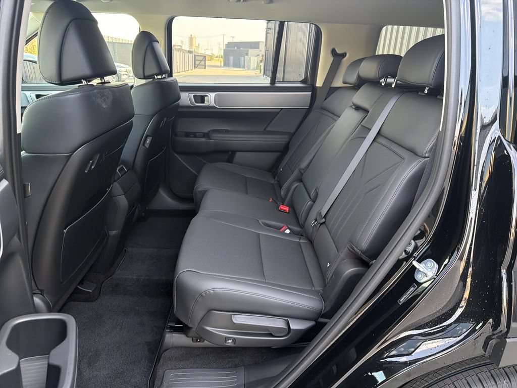 New 2027 Hyundai Santa Fe SEL w/ Tow & Go Package FWD image 19
