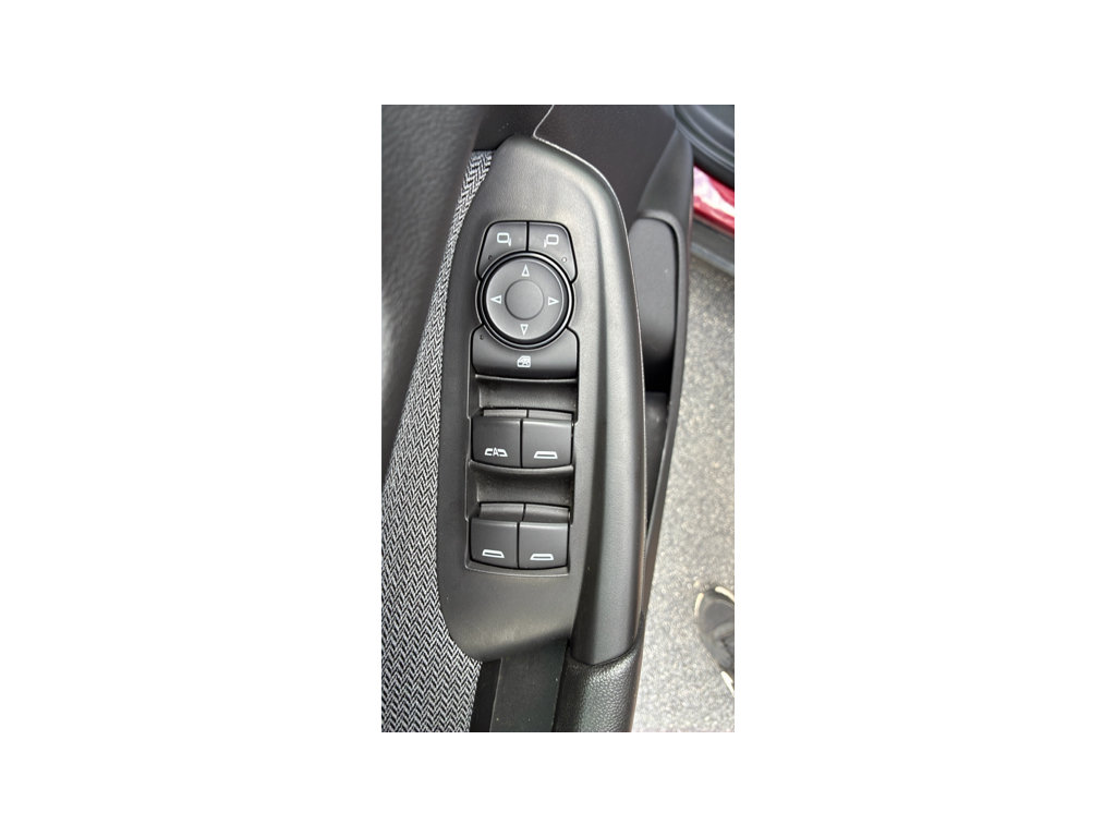 Used 2025 Chevrolet TrailBlazer LT AWD/4WD image 12