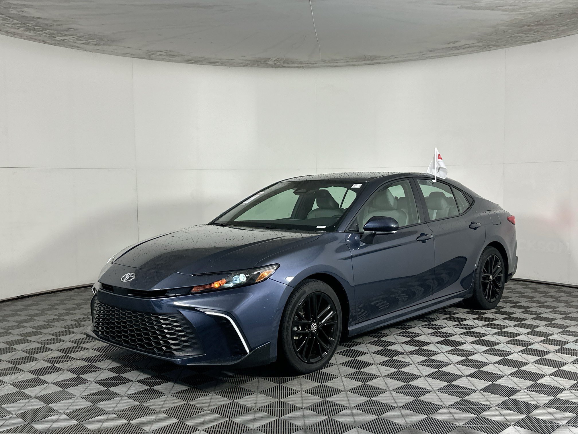 Certified 2026 Toyota Camry SE FWD image 7