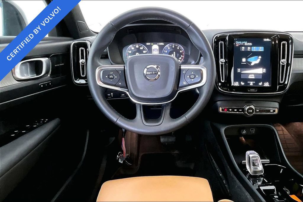 Used 2022 Volvo XC40 T5 Inscription w/ Advanced Package AWD/4WD image 6