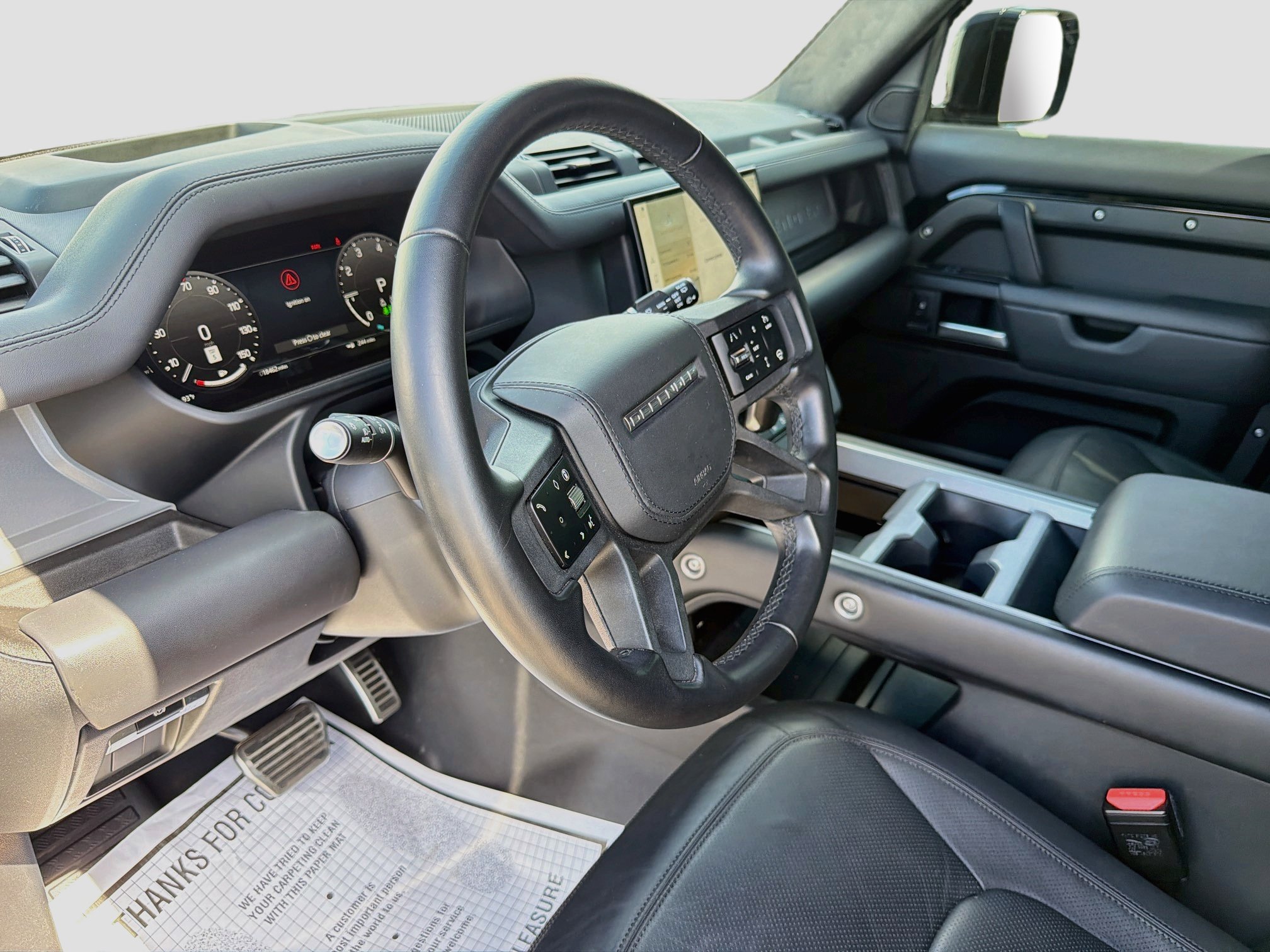 Used 2025 Land Rover Defender 130 X AWD/4WD image 27