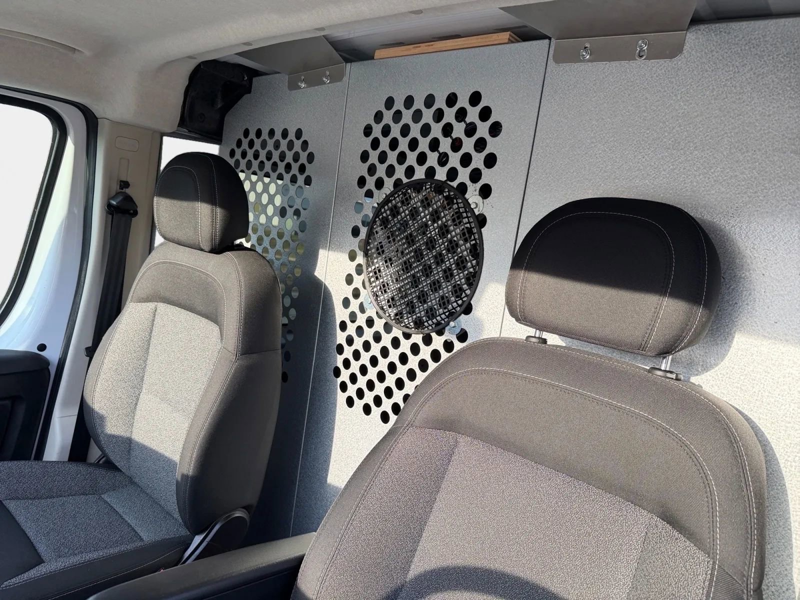 Used 2017 RAM ProMaster 1500 w/ Premium Appearance Group image 15