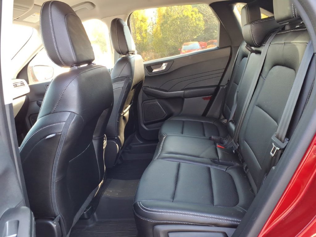 Used 2022 Ford Escape SEL AWD/4WD image 9