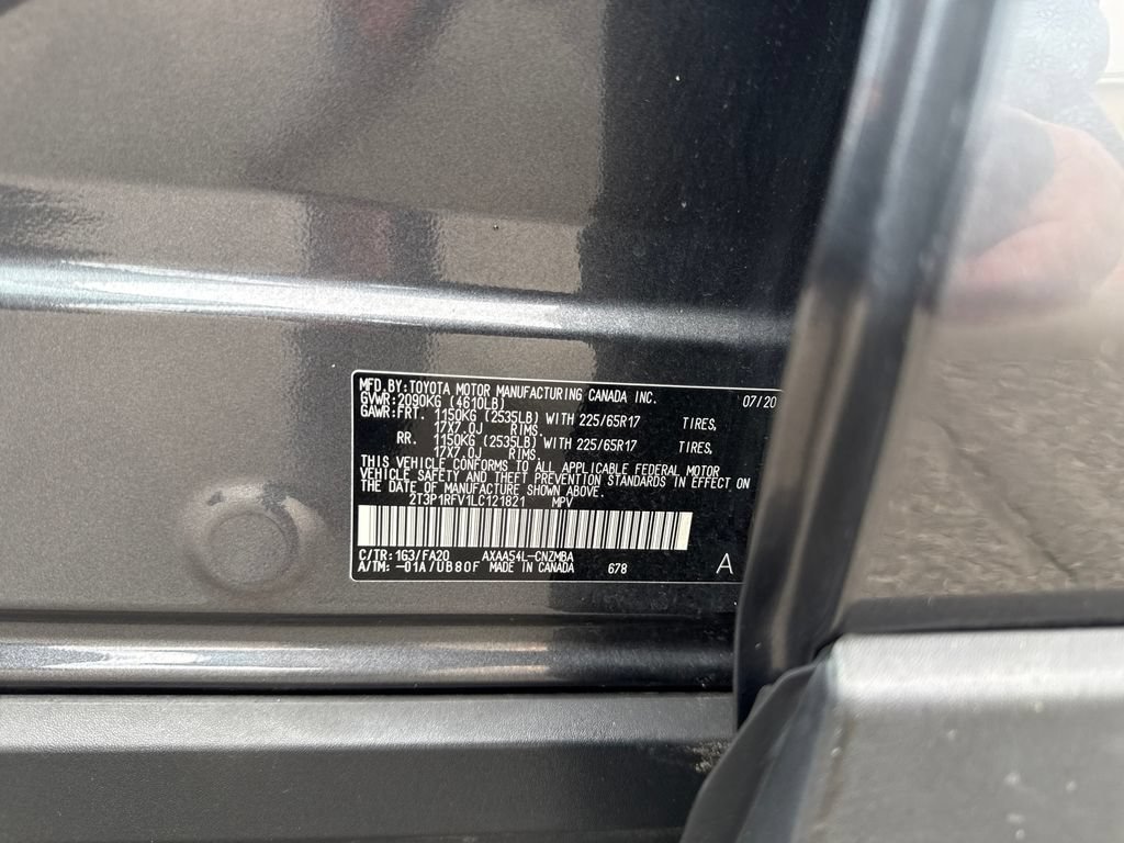 Used 2020 Toyota RAV4 XLE w/ All Weather Liner Package AWD/4WD image 29
