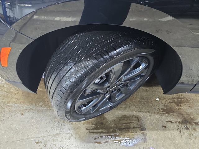 Used 2023 Chevrolet Equinox RS image 33