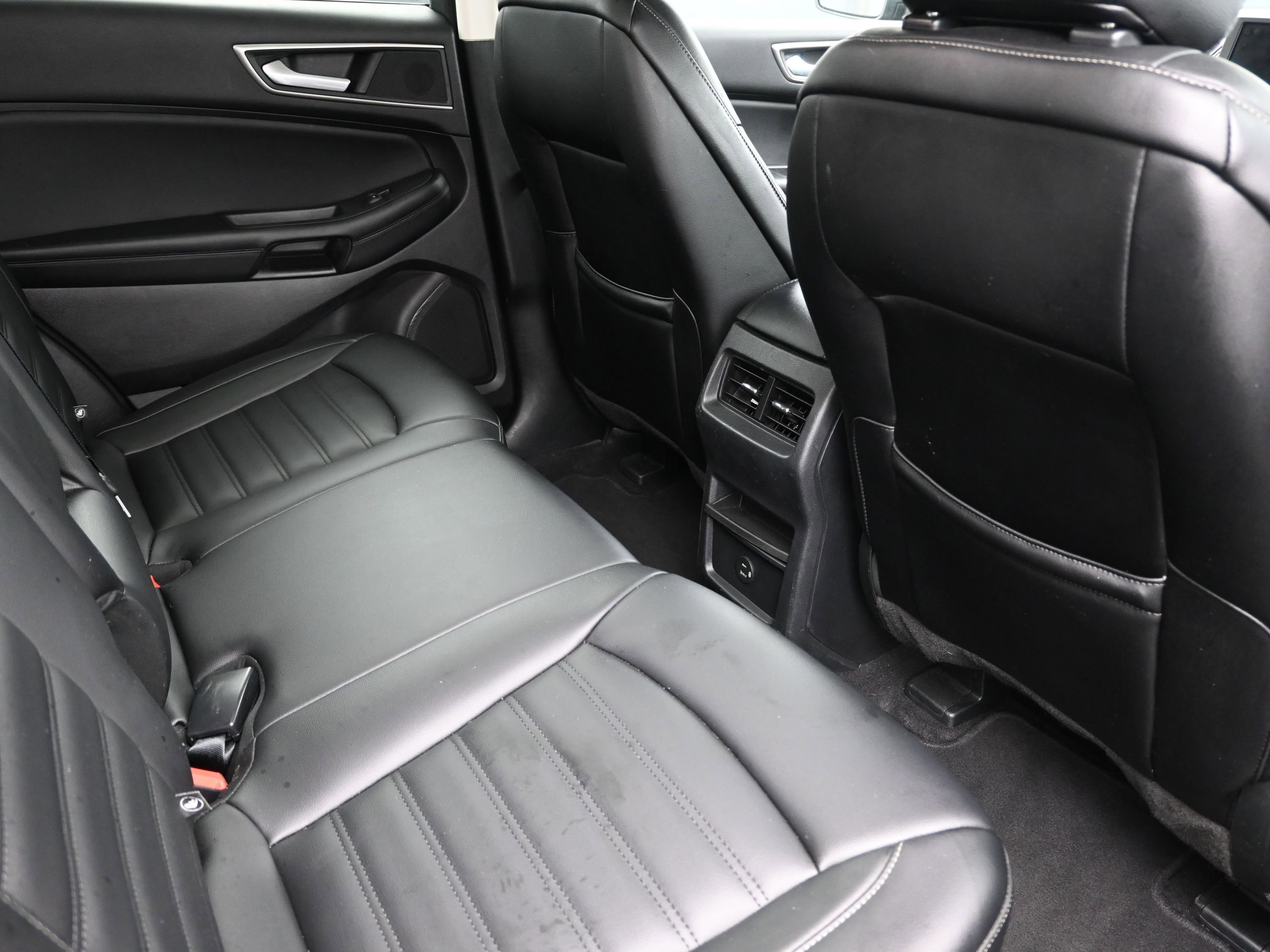 Used 2022 Ford Edge SEL image 24