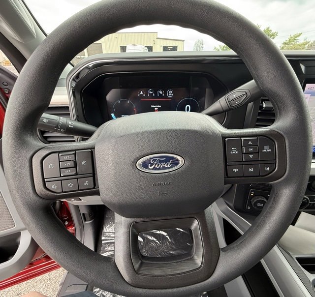 New 2026 Ford F250 4x4 Crew Cab Super Duty image 18