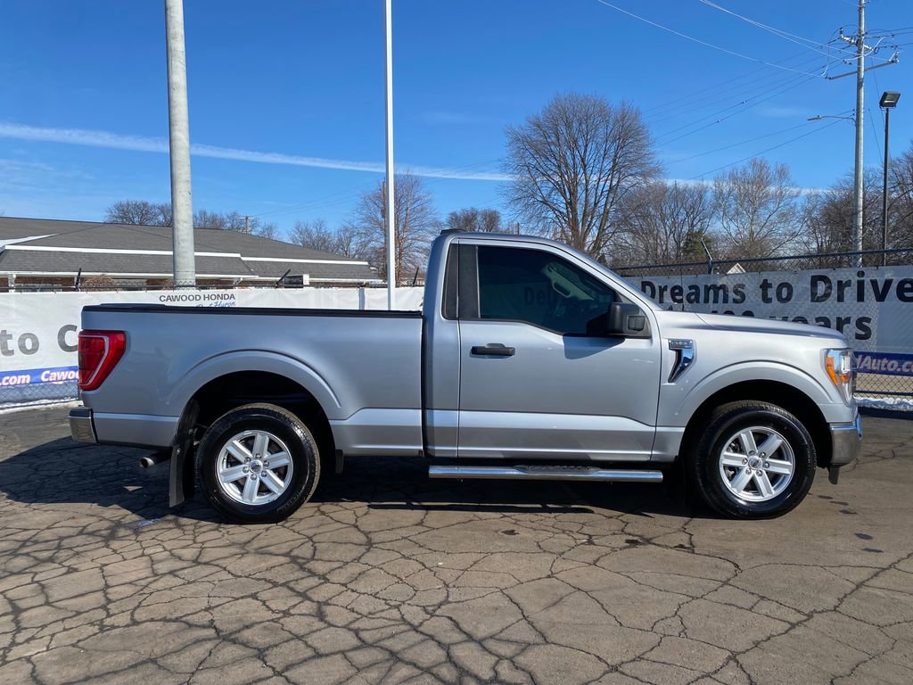 Used 2021 Ford F150 XLT image 2